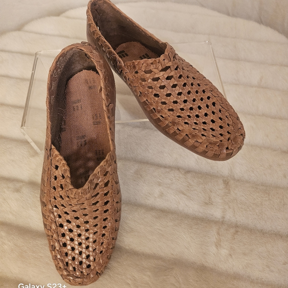 Vintage Handwoven Leather Huarache Flats | Women’s Size 7